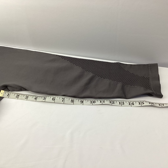 Pro-Fit Seamless Women’s Compression Leggings size: Large color: Gray - Picture 8 of 9